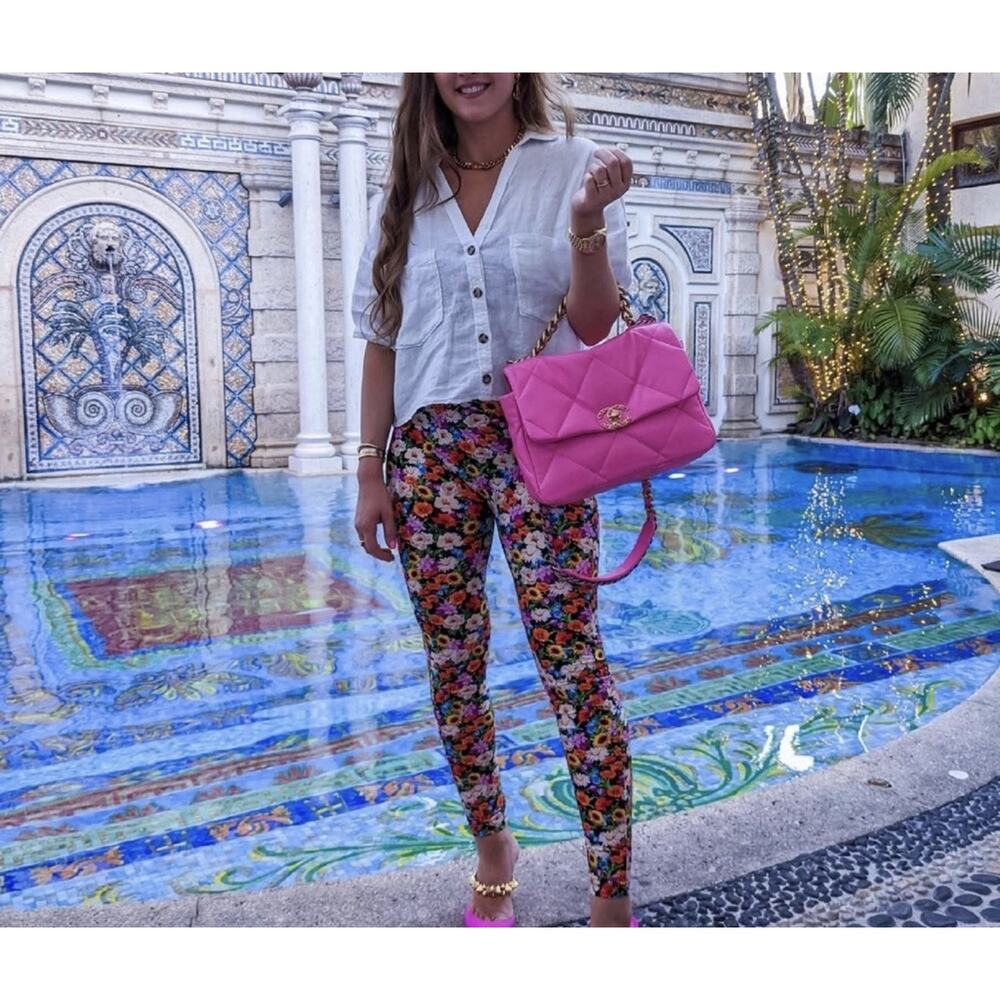 Chanel 19 Medium Flap Neon Pink 21S Unicorn Color Barbie Pink Gold Hardware